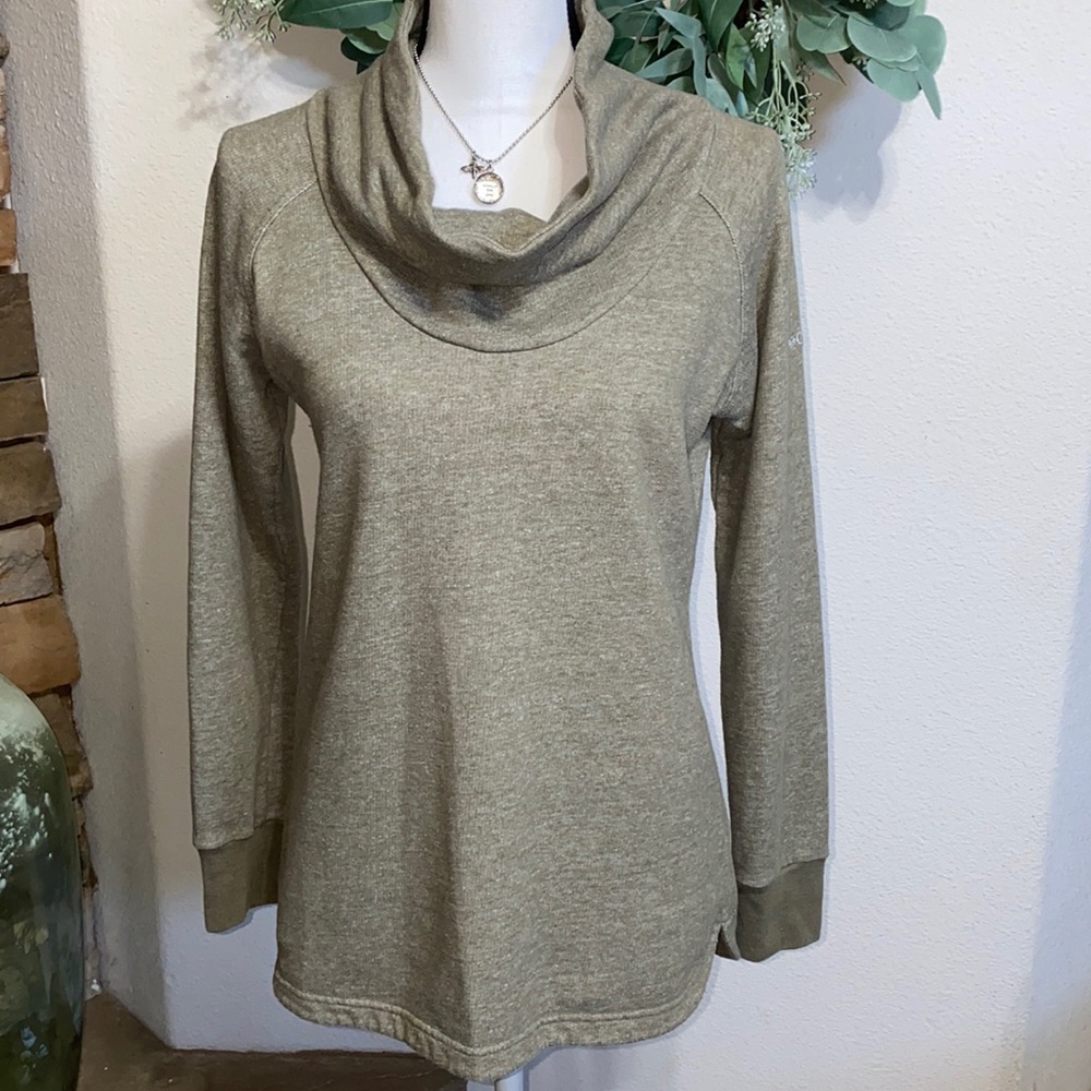Columbia- Green crowl neck pullover jacket sz small